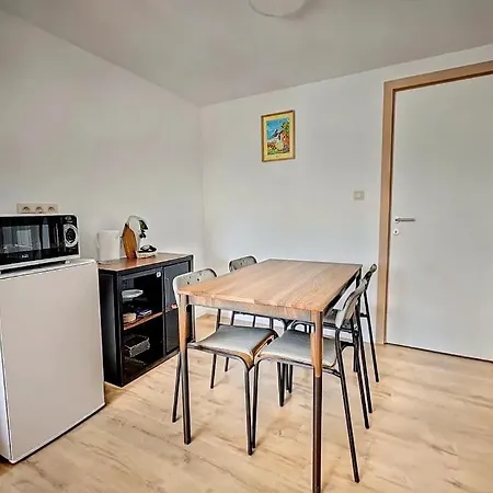 아파트 Jean 1c Brussels-charleroi-airport 샤를루아